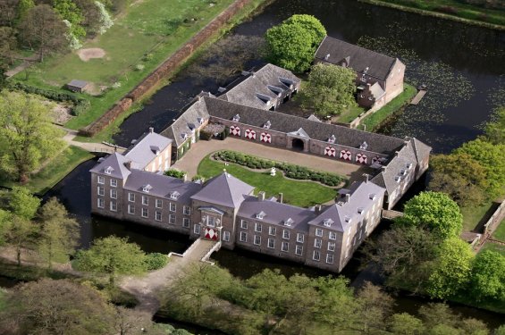 Heeze kapellerput omgeving kasteel heeze.jpg