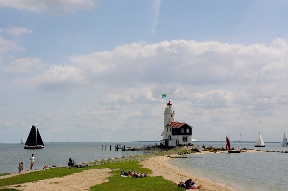 Marken