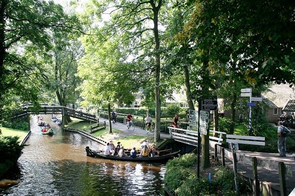 Giethoorn fietsvakantie Nederland