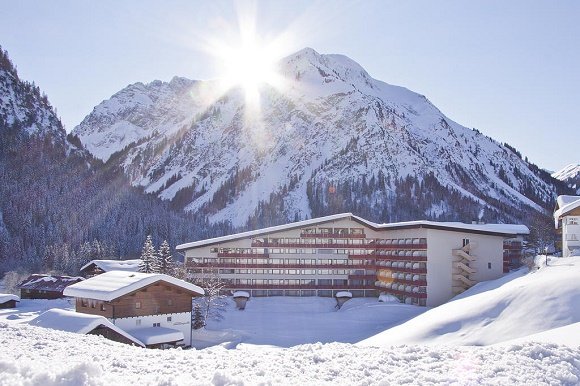 Aparthotel kleinwalsertal buitenzijde