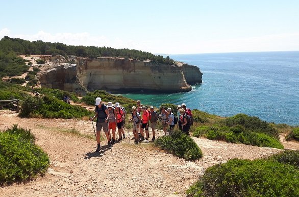 Algarve groepje wandelaars