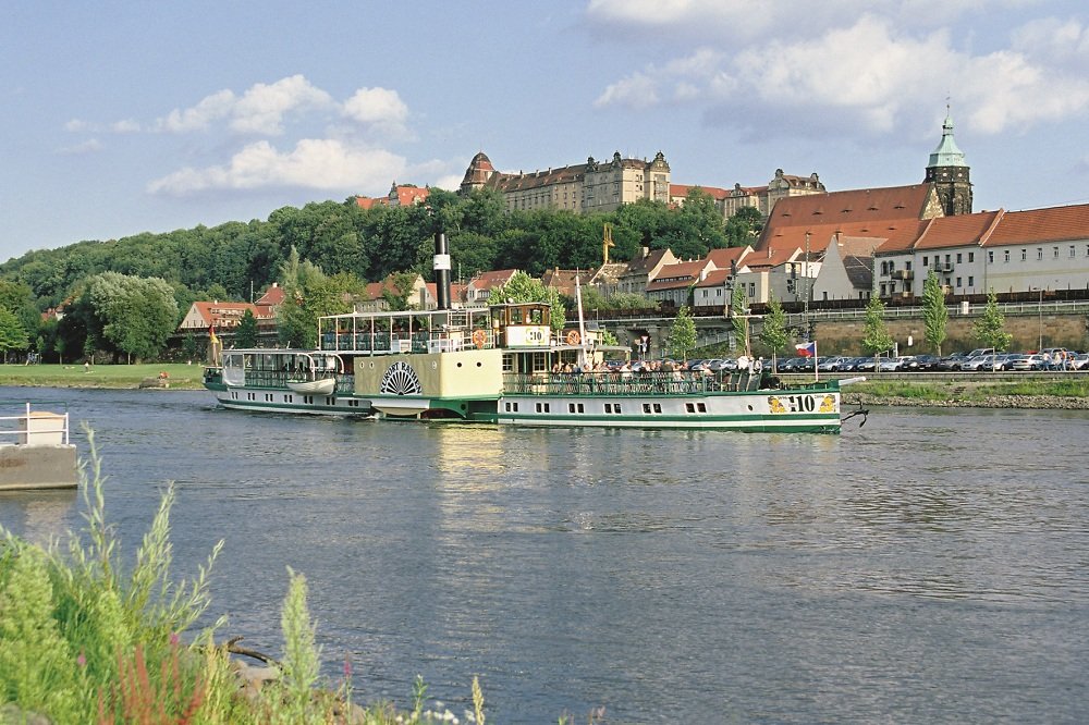 Pirna aan de Elbe met radarboot