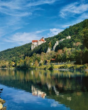 Gezicht op Riedenburg fietsvakantie Donau groepsreis in Europa