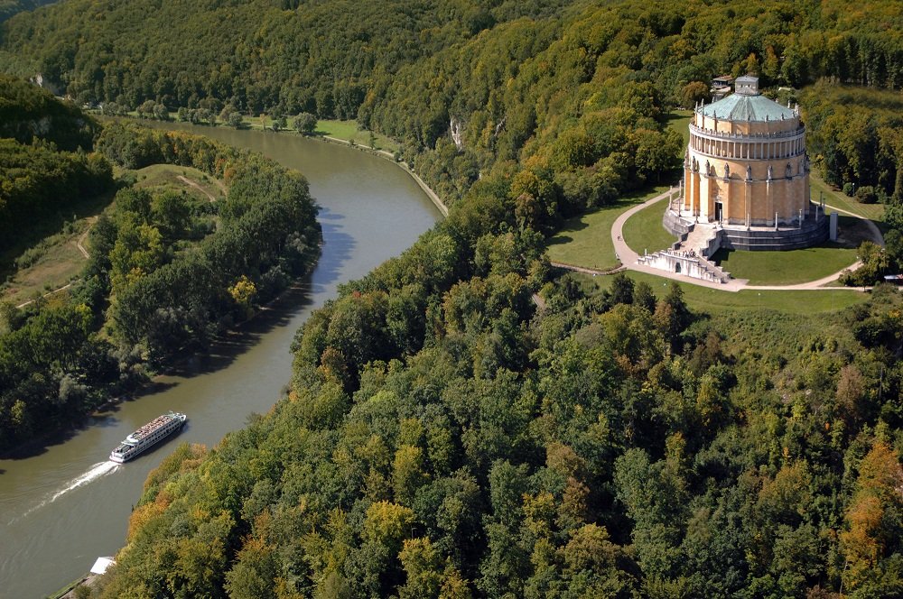 Gezicht op de Altmuhl van boven 