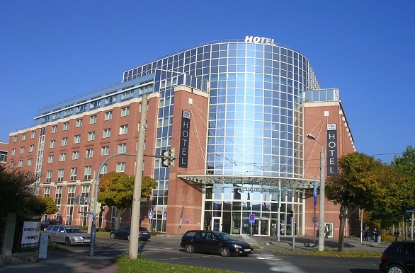 Nh Hotel Dresden voorzijde