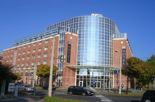 Nh Hotel Dresden voorzijde