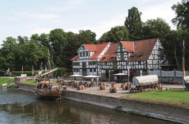 Fietsen langs vakwerkhuizen tijdens de fietsvakantie Werra en Weser