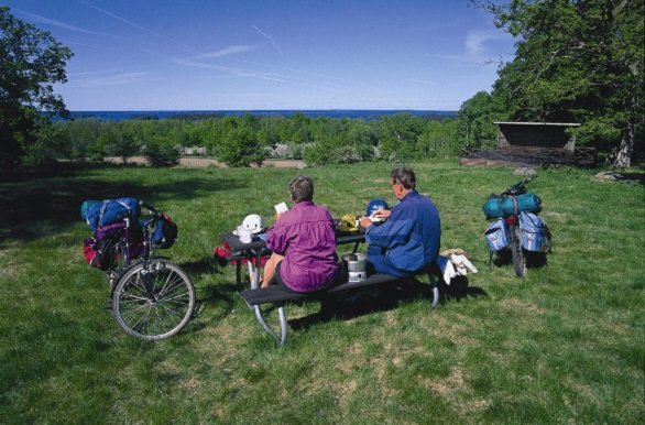 Een prachtige route voor liefhebbers van natuur door 2 nationale parken Kilsbergen en Tiveden tijdens de fietsvakantie Zweden