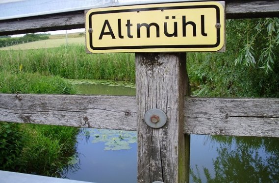Fietsen over de Altmühltal Panoramaradweg vanaf Gunzenhausen naar Kelheim aan de Donau Fietsen over de Altmühltal Panoramaradweg vanaf Gunzenhausen naar Kelheim aan de Donau