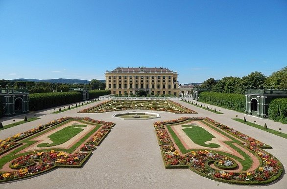 Tuin van paleis Sch&ouml;nbrunn