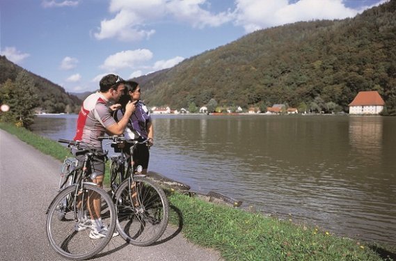 Fietsen over de Donauradweg met bezoek aan Passau, Linz, Krems, Tulln en Wenen