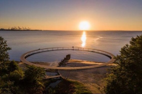 Aarhus de oneindige brug Denemarken Aarhus de oneindige brug