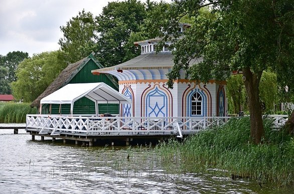 Chinees theehuis fietsen in Mecklenburg