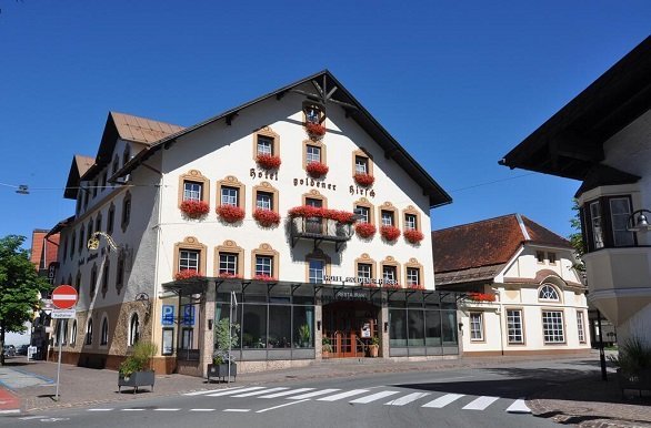 Hohtel Zum Goldener Hirsch Reutte Oostenrijk Duitsland  fietsvakantie