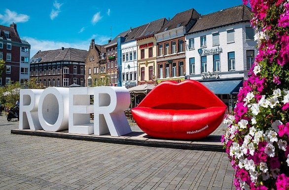 Roermond tijdens fietsvakantie in Nederland langs de Maas 