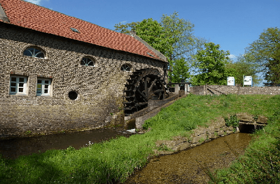 Vlodrop tijdens fietsvakantie Nederland Maas en Rijn Vlodrop tijdens fietsvakantie Nederland Maas en Rijn