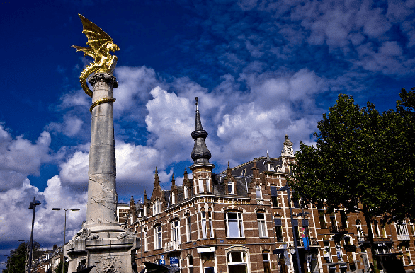 Den Bosch Centrum  fietsvakantie Nederland Van Gogh Route