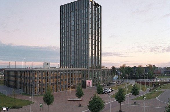Schuin vanaf de voorkant