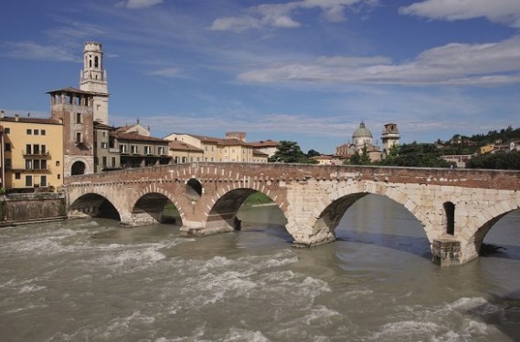 Verona met brug