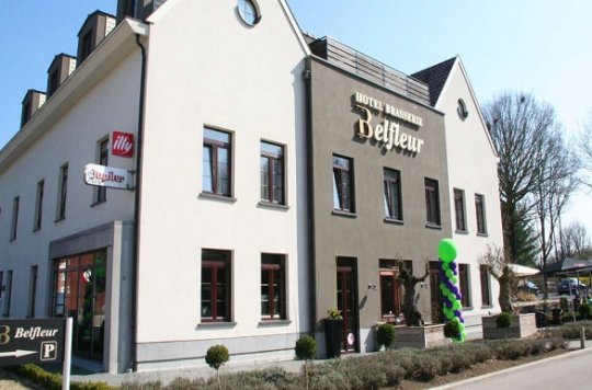 Hotel Brasserie Belfleur Houthalen buitenkant hotel