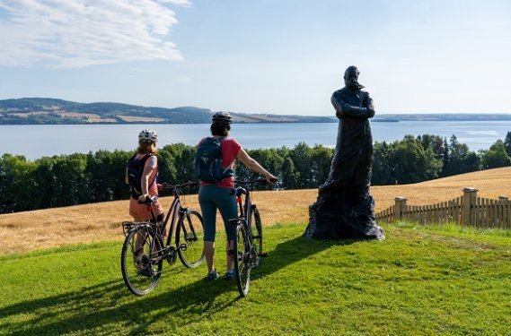 Uitzicht over de Mjosa Uitzicht over de Mjosa