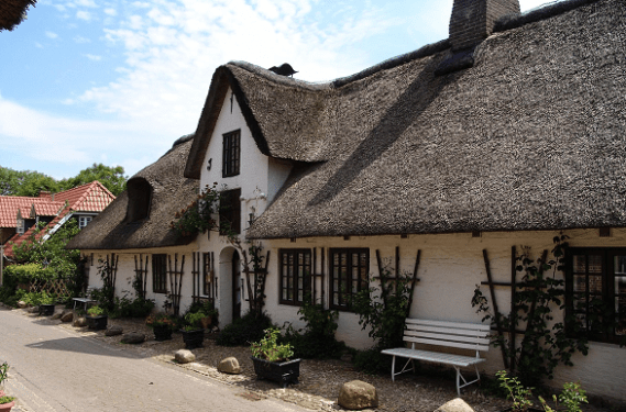 Huis met rieten dak Huis met rieten dak