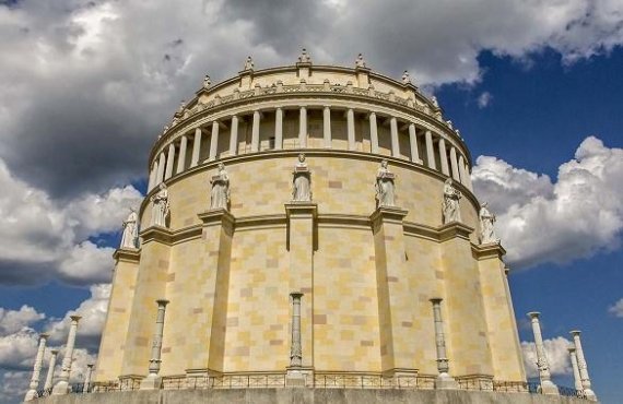 Bevrijdingshal Kelheim