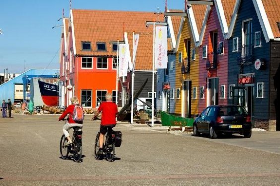 fietsers Zoutkamp fietsers Zoutkamp