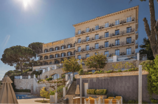 ****Hotel Montjoi ****Hotel Montjoi