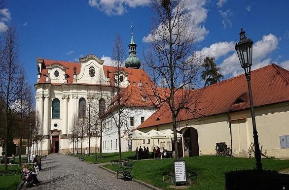 Fietsvakantie Elberadweg (van Vrchlabi naar Praag).
