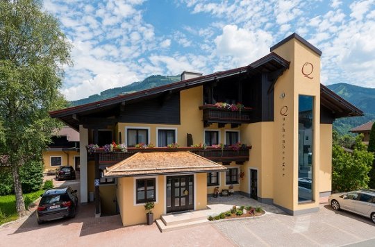 hotel Quehenberger vooraanzicht hotel Quehenberger vooraanzicht
