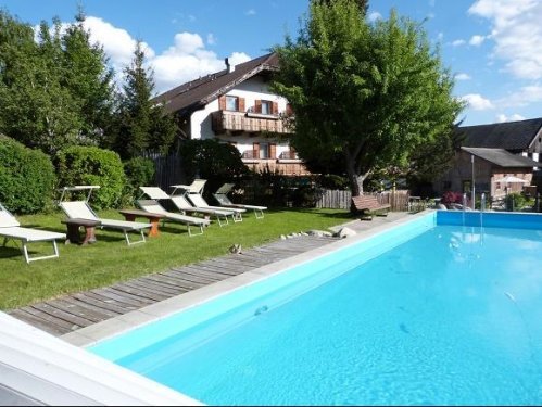 Hotel Zum Lowen Rodeneck Hotel Zum Lowen Rodeneck zwembad