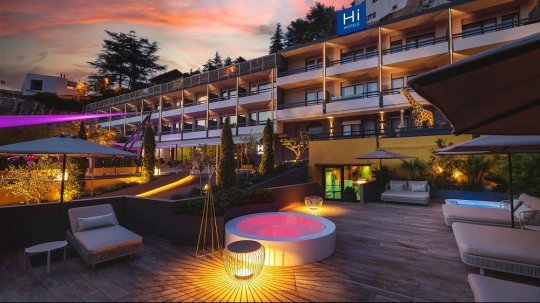 ****Hi Hotels ****Hi Hotels