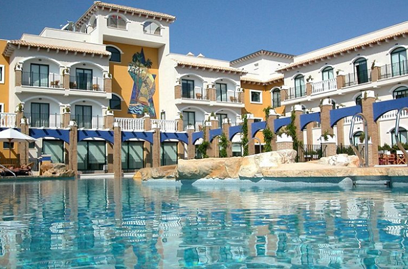 Hotel La Laguna Spa & Golf