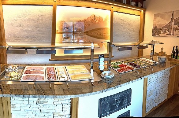 Hotel Quenhenberger ontbijtbuffet