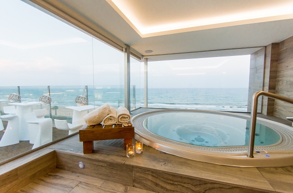 Jacuzzi 3